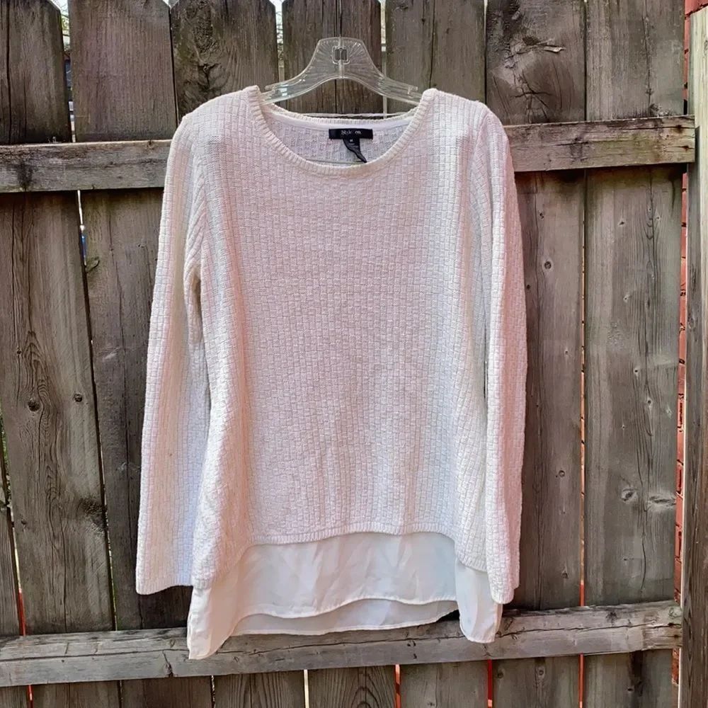 Style & Company white shimmer sweater sz. M